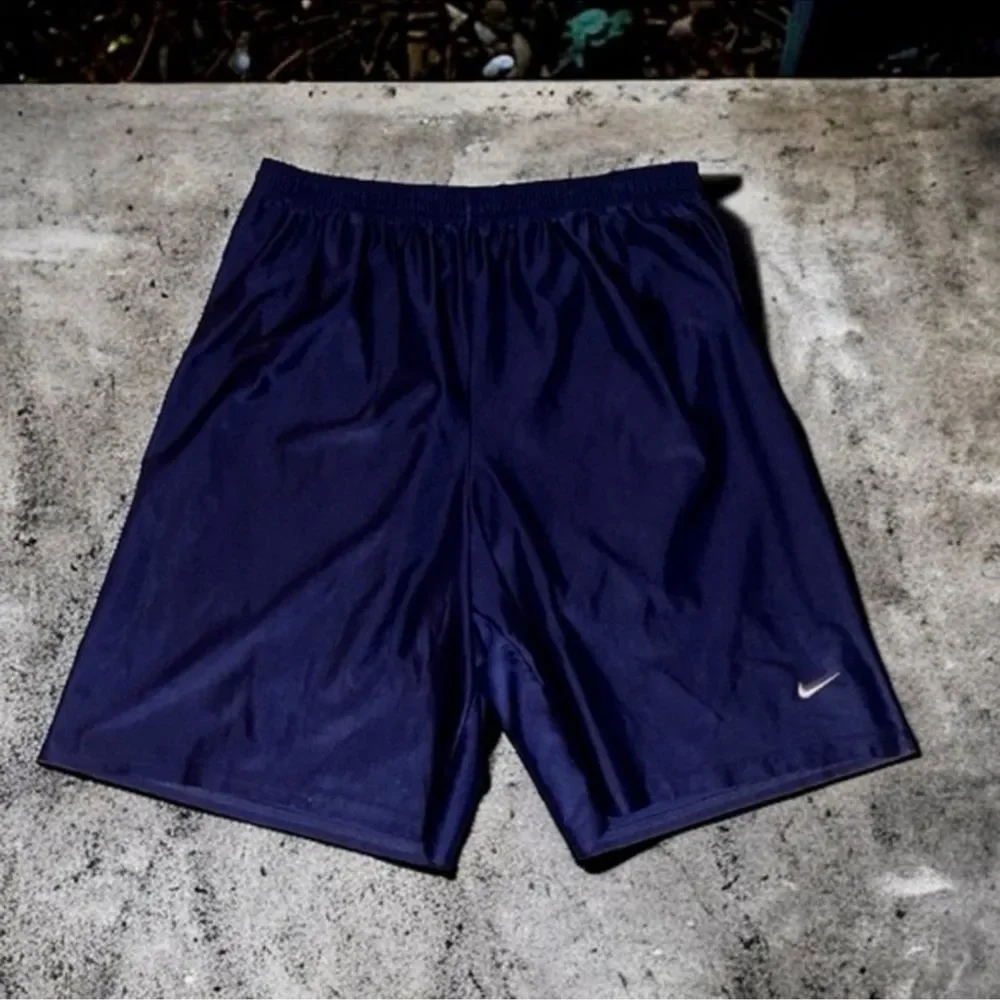 Nike solo swoosh